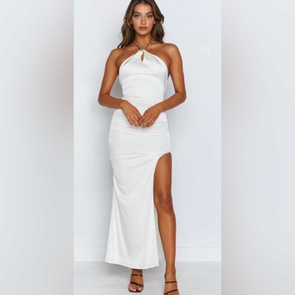 Elegant White Halter Top Dress